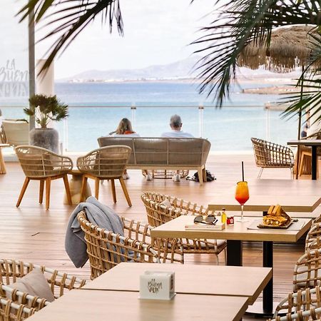 Arrecife Gran Hotel & Spa エクステリア 写真 The beach bar at the hotel