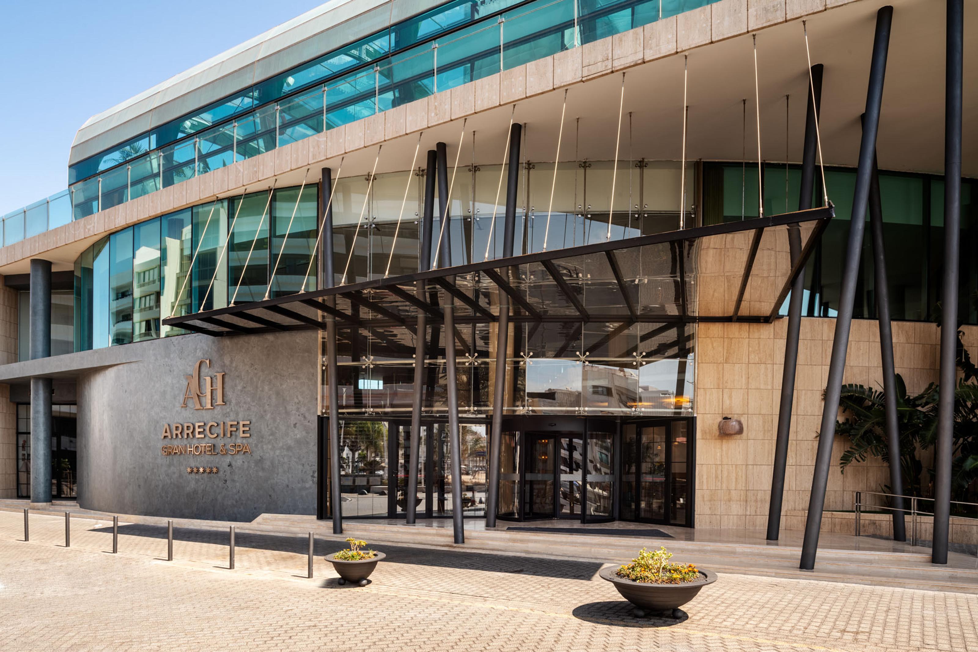 Arrecife Gran Hotel & Spa エクステリア 写真 Entrance to the hotel
